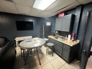 1406 Forest Ln Garland Office Retail for Lease