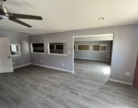 4030 Gus Thomasson rd. Versatile Retail/Flex Building in Prime Mesquite Location