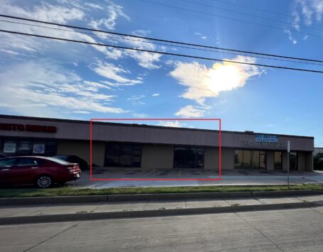 Prime Retail/Flex Space Available for Immediate Lease 901 E. Plano Parkway, Plano, TX 75074​