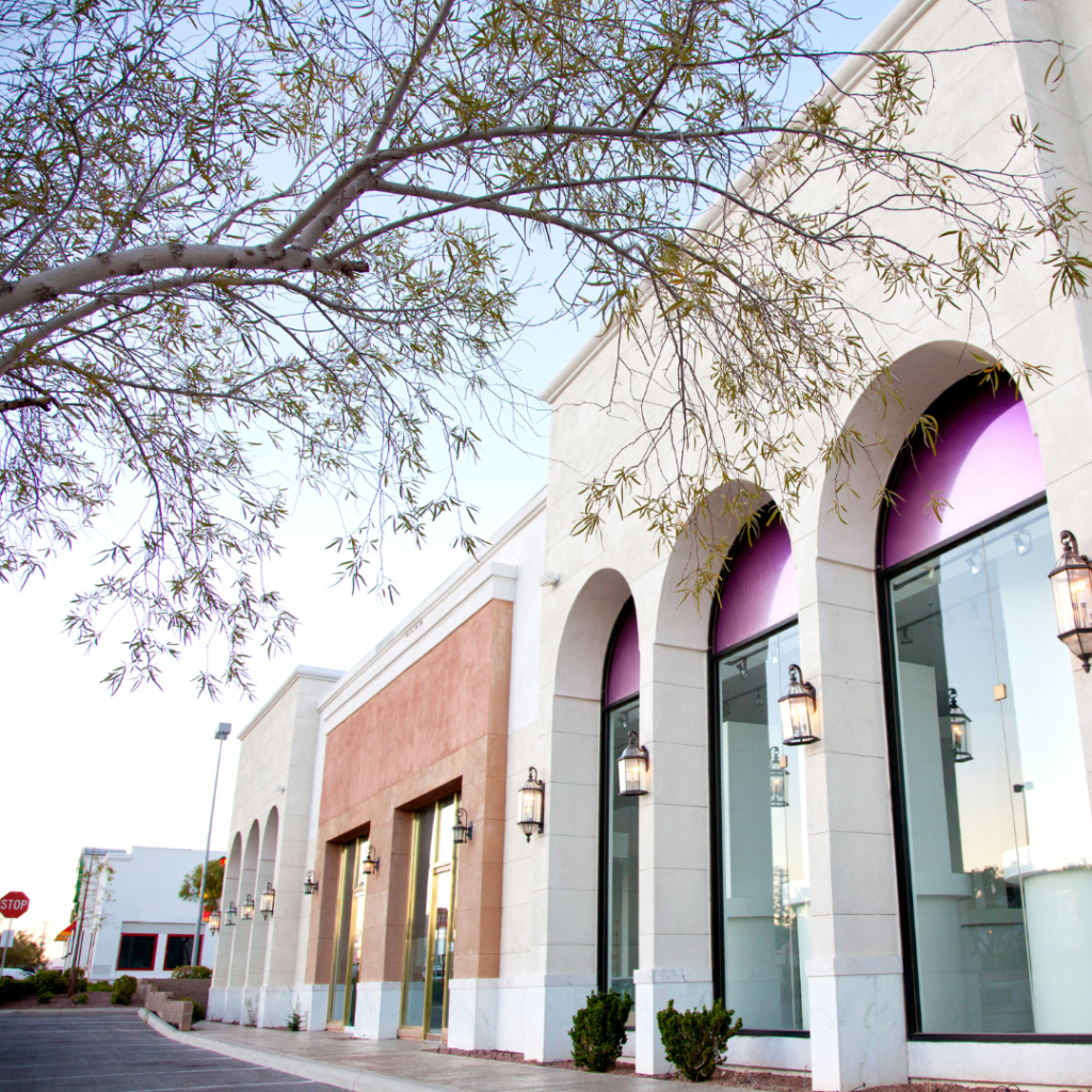 Broker Benefits: Enhancing Your Retail Space Hunt with Professional Help