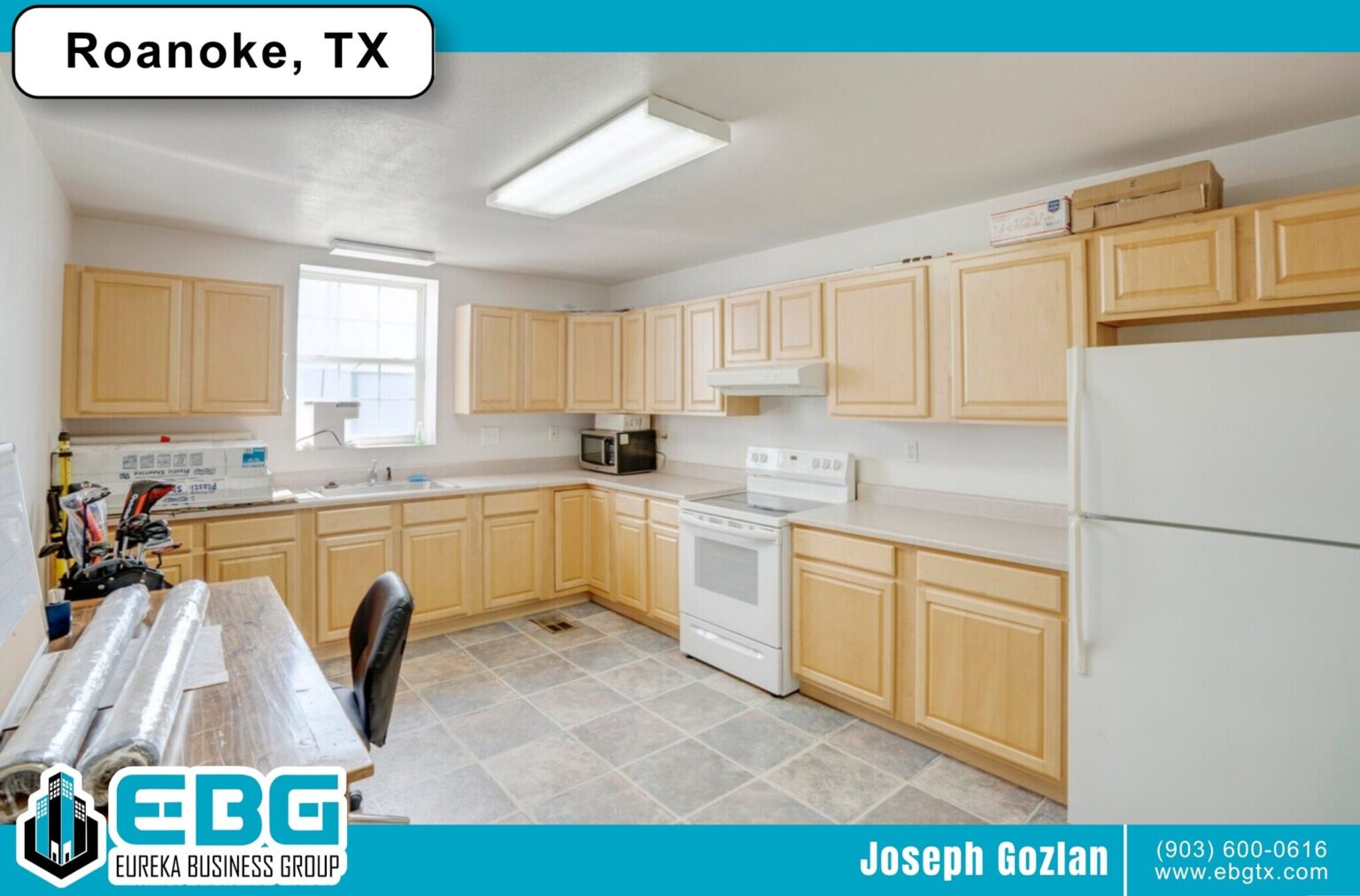Roanoke Industrial/Flex For Sale - 11578 Airway Blvd. Roanoke, TX 76262